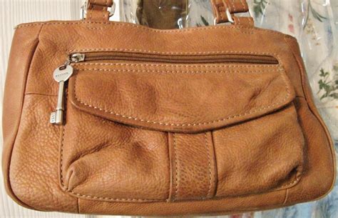 fossil leather purses